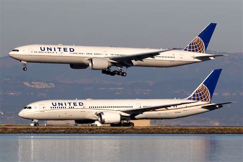787-10 vs 777-300er|Boeing 777 vs 787: Business Class Differences Explained.